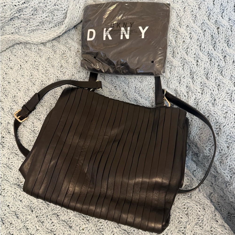 DKNY Black Pleated BUTTERY Leather Shoulder and Crossbody Bag